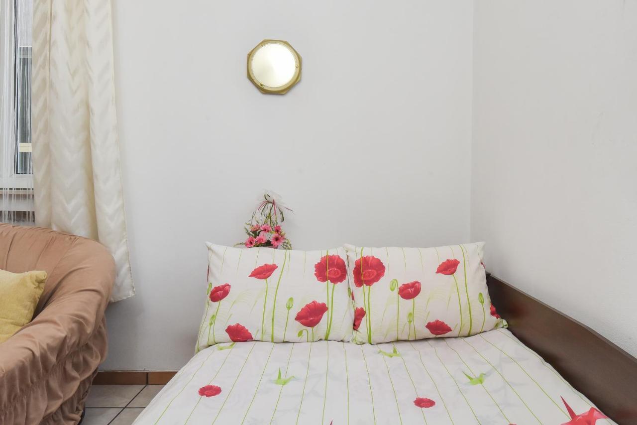 סופיה Historical Lion'S Bridge 1-Bedroom Apartment By Flat Mаnager מראה חיצוני תמונה